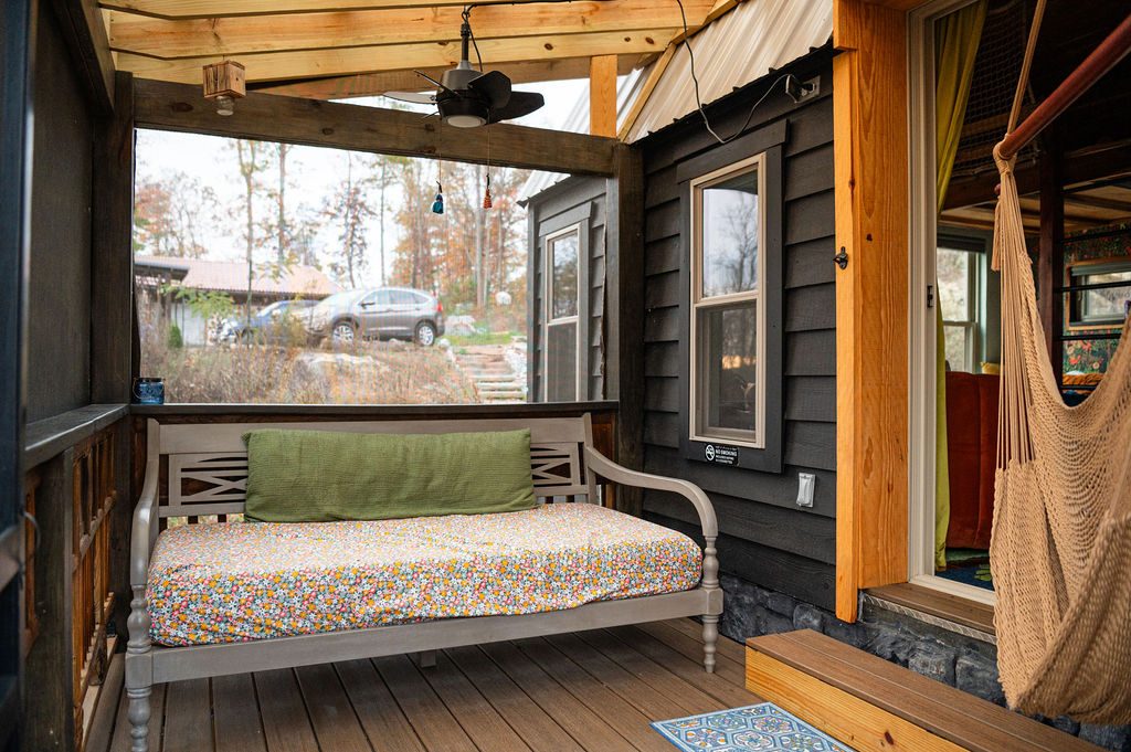 Blackbird screened-in porch with daybed